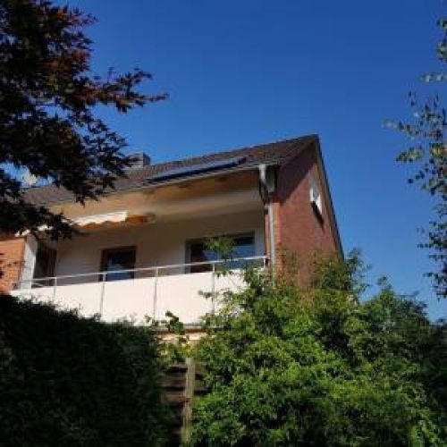 Alles gut im Blick - Nur ein Katzensprung zum Fähranleger Rostrup: Unser Haus ist der ideale Ausgangspunkt für Schifffahrten, Strandtage und Besuche im Park der Gärten.